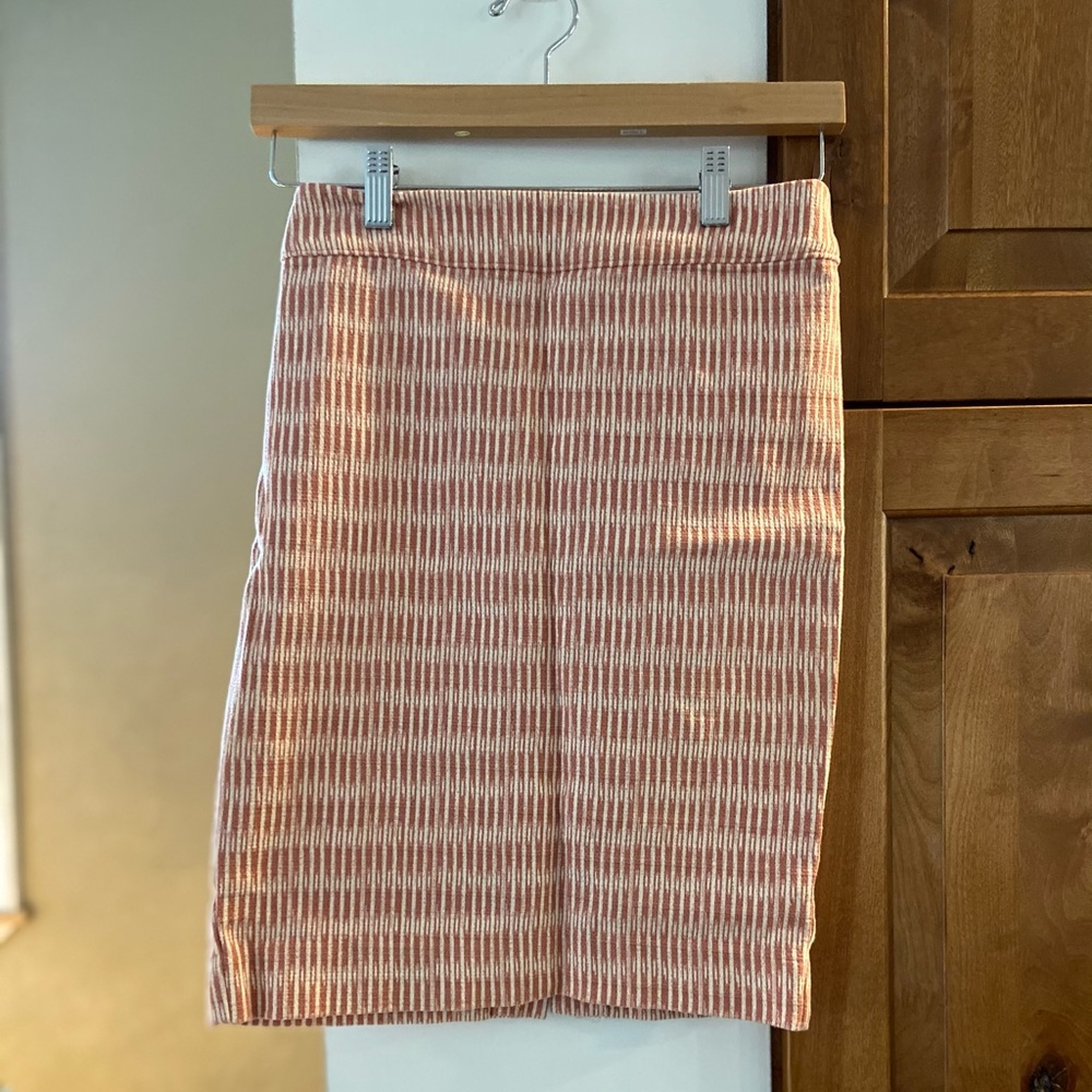 LOFT white and pink skirt